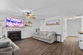 327 James Hedrick Court, Jacksonville, NC 28540 – photo 14: james-14