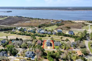 8124 Lakeview Drive, Wilmington, NC 28412 – photo 4: Cape Fear River views