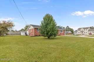 5 Sheffield Road, Jacksonville, NC 28546 – photo 2: 2