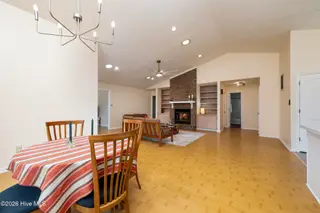 1309 Pelican Drive, New Bern, NC 28560 — 3-bedroom home in Fairfield Harbour, New Bern, NC, photo 16 of 51: 1309 Pelican Drive, New Bern, NC