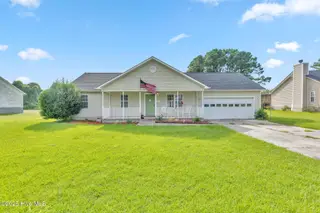 119 Lawndale Lane, Sneads Ferry, NC 28460 – photo 2: 425A2099