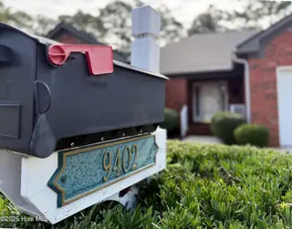 9402 Short Putt Court, Wilmington, NC 28412 — 3-bedroom home in Cypress Island, Wilmington, NC, photo 1 of 47: 9402 Short Putt