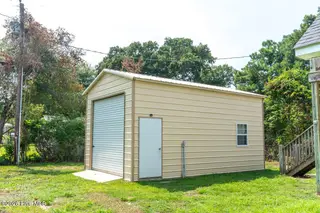 310 Holly Lane, Cape Carteret, NC 28584 – photo 6: Insulted workshop w/ loft storage