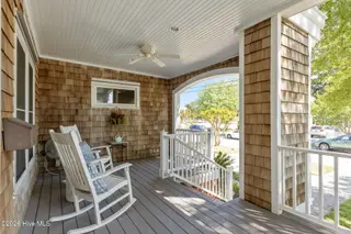 2106 Evans Street, Morehead City, NC 28557 – photo 5: 6-web-or-mls-1S3A0595