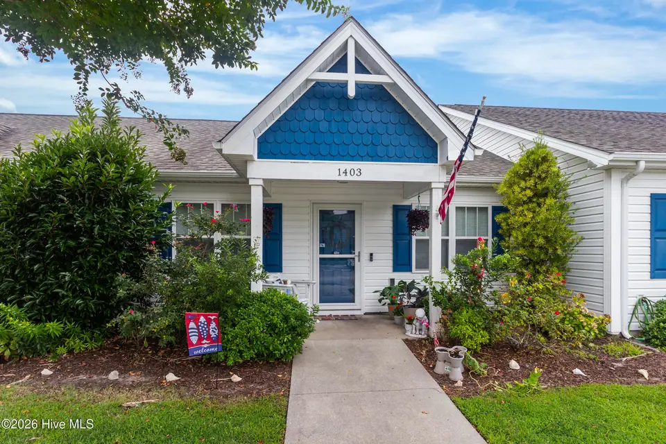 1403 Pirates Landing Drive, Beaufort, NC 28516 – photo 1 of 31: IMG_4812