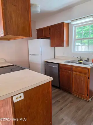 214 Old Oak Road, Elizabeth City, NC 27909 – photo 12: Kitchen1
