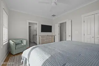2307 Emerald Drive, Emerald Isle, NC 28594 – photo 18: 16-web-or-mls-1S3A0864