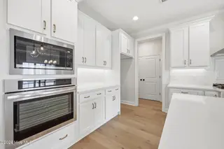 3700 Barrington Drive, Greenville, NC 27834 – photo 14: 35-web-or-mls-img_5808