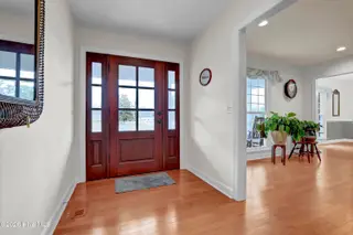 420 Kings Landing Road, Hampstead, NC 28443 – photo 4: Foyer