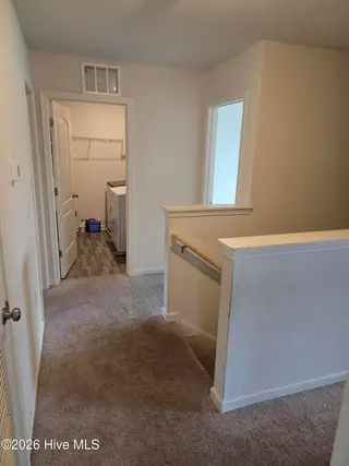 3302 Taylors Pointe Drive, Winterville, NC 28590 – photo 20: Hall upstairs