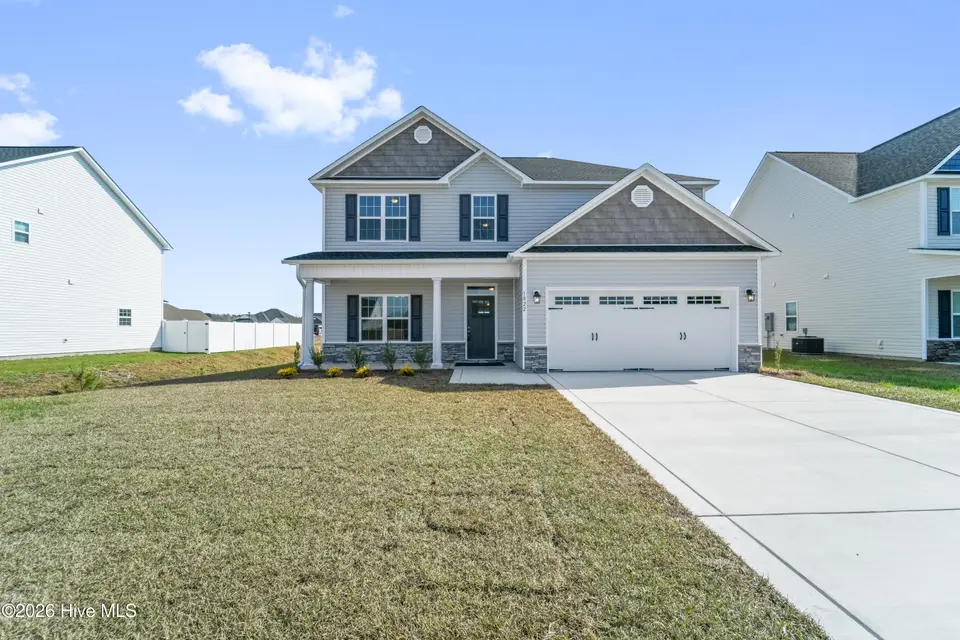 1822 Olde Towne Pointe Boulevard, Jacksonville, NC 28546 – photo 1 of 34: DSC01889