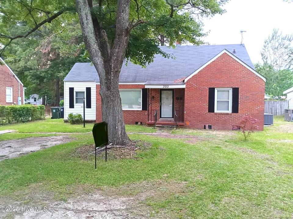 303 S Andrews Avenue, Goldsboro, NC 27530 – photo 1 of 18: 1941672081228181870 2