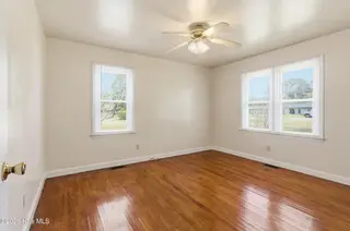 204 Glenburnie Drive, New Bern, NC 28560 – photo 10: 7_img_2421