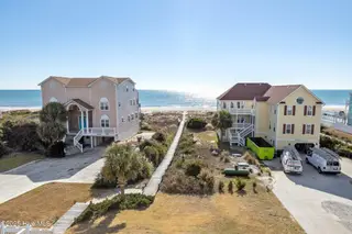 9711 Dolphin Ridge Road, Emerald Isle, NC 28594 – photo 5: 1-web-or-mls-_S3A8134
