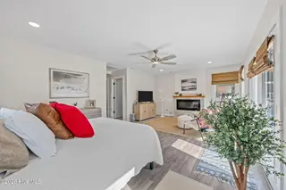 1827 Caracara Drive, New Bern, NC 28560 – photo 23: 23-web-or-mls-DSC_0711