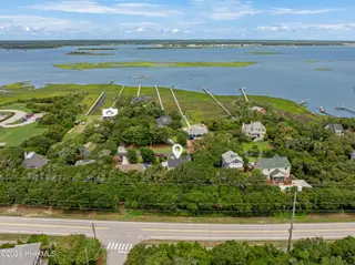 6611 Marsh Cove Road, Emerald Isle, NC 28594 – photo 3: Stunning soundside Emerald Isle home