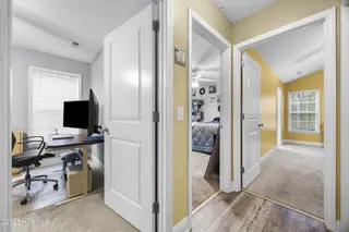 8836 Plantation Landing Drive, Wilmington, NC 28411 – photo 20: 27_hallway
