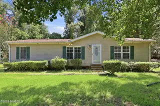 905 S Hardin Street, Southern Pines, NC 28387 – photo 1: 01_beyc6a8f9a92623a6