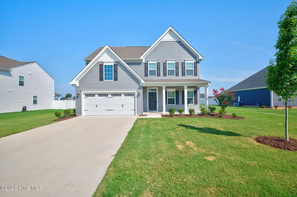 220 Grandview Drive, Elizabeth City, NC 27909 – photo 1 of 31: 1-web-or-mls-220-grandview-dr