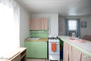 12 Nathan Street, Wrightsville Beach, NC 28480 — 8-bedroom home, Wrightsville Beach, NC, photo 14 of 27: 12 nathan st-23