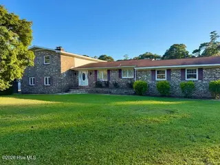 99 W Cornwallis Road, Riegelwood, NC 28456 — 4-bedroom home in Riegelwood, Riegelwood, NC, photo 2 of 36: IMG_9912