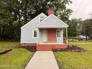 315 Woodlawn Drive, Kinston, NC 28501 – photo 4: IMG_8447