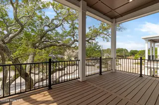 805 Mulberry Street Unit 205, Beaufort, NC 28516 – photo 18: Porch