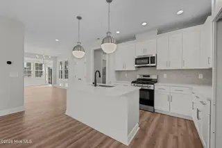 2008 Brighton Drive, New Bern, NC 28562 – photo 12: 20-web-or-mls-DSC_4939