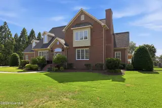 3804 Sterling Trace Drive, Winterville, NC 28590 – photo 6: 7-web-or-mls-BLS_0003 (1)