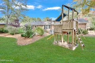 206 Kirkland Drive, Greenville, NC 27858 – photo 12: 206 Kirkwood-11