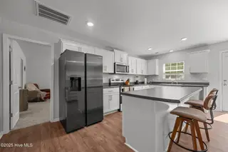 4569 Sandstone Drive, Greenville, NC 27858 – photo 14: 23-web-or-mls-LHV_6712