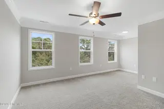 232 Cline Way 129, Beaufort, NC 28516 – photo 5: Primary Bedroom