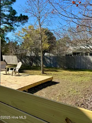 124 Jefferson Street, Beaufort, NC 28516 — 3-bedroom home in Kathryn Court, Beaufort, NC, photo 18 of 30: IMG_0725