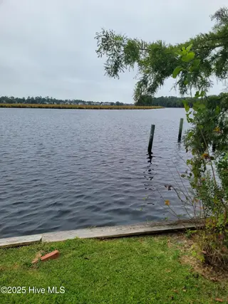 1300 Brices Creek Road, New Bern, NC 28562 – photo 8: 20250910_100545