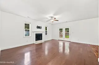 116 Mccabe Court, Havelock, NC 28532 – photo 6: 25-print-0C0A0113-edit
