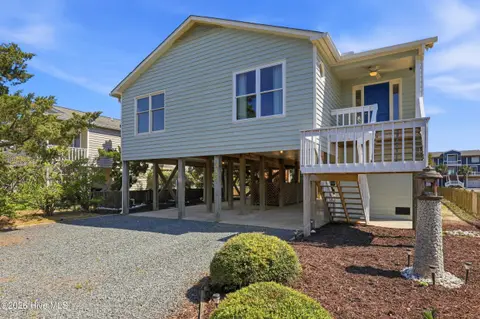 315 Brunswick Ave W, Holden Beach