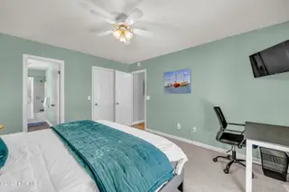 1004 E Oak Island Drive, Oak Island, NC 28465 – photo 15: 015_img_1065_870