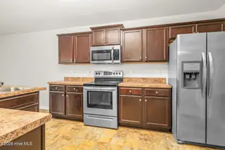 108 Castlebury Court, Rocky Mount, NC 27804 – photo 15: 008-108CastleburyCourt-RockyMount-NC-278