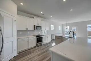1369 Trisail Terrace, Wilmington, NC 28412 – photo 16: kitchen