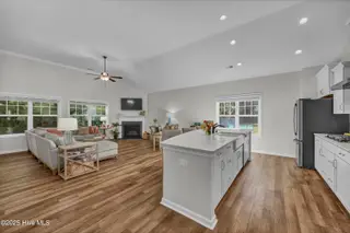 1217 Lt Congleton Road, Wilmington, NC 28409 – photo 17: 017_img_4853_441