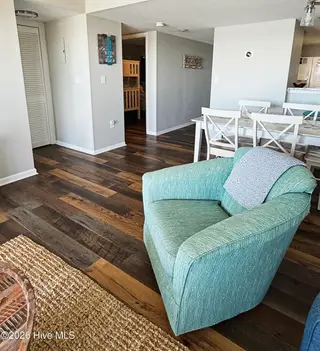 8801 Reed Drive W302, Emerald Isle, NC 28594 — 2-bedroom condo in Sound Of The Sea, Emerald Isle, NC, photo 9 of 17: IMG_4467