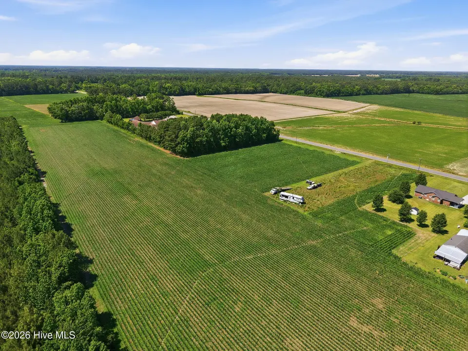 1795 1825 Highway 58 S, Kinston, NC 28501 – photo 1 of 17: Front overview