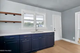 1121 S 6th Street, Wilmington, NC 28401 – photo 16