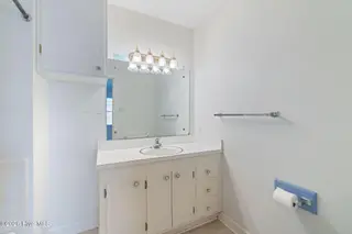 401 S Madison Avenue, Goldsboro, NC 27530 — 4-bedroom home, Goldsboro, NC, photo 17 of 28