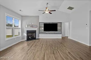 223 Independence Boulevard, Newport, NC 28570 – photo 6: 8-web-or-mls-223-Independance-008
