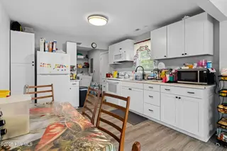 406 Walnut Street, Elizabeth City, NC 27909 – photo 10: 16-web-or-mls-walnu-16