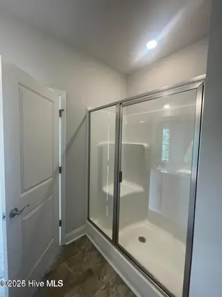915 Caroline Court, New Bern, NC 28560 – photo 14: 1727 Master Bath1