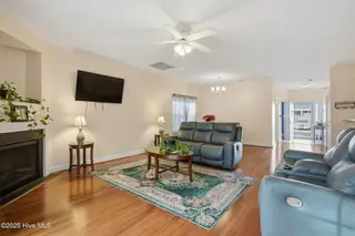 1616 Honeybee Lane, Wilmington, NC 28412 – photo 9: 15-web-or-mls-Cammediallc.com (23 of 33)