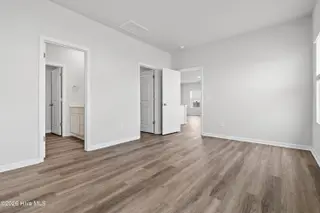 613 S Squires Run Lane, Richlands, NC 28574 – photo 22: Master Bedroom