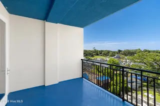 4425 Arendell Street 402 Harborside Club, Morehead City, NC 28557 – photo 10: Covered balcony